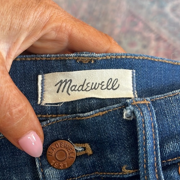 Madewell 9" High Riser Skinny Skinny Jeans in Ripped & Patched Edition 30Tall - Picture 6 of 8